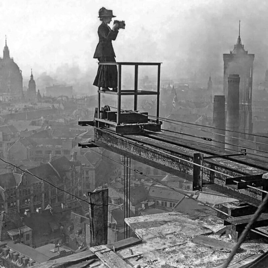Сміливість у кадрі: жінка-фотограф у Берліні 1910 року