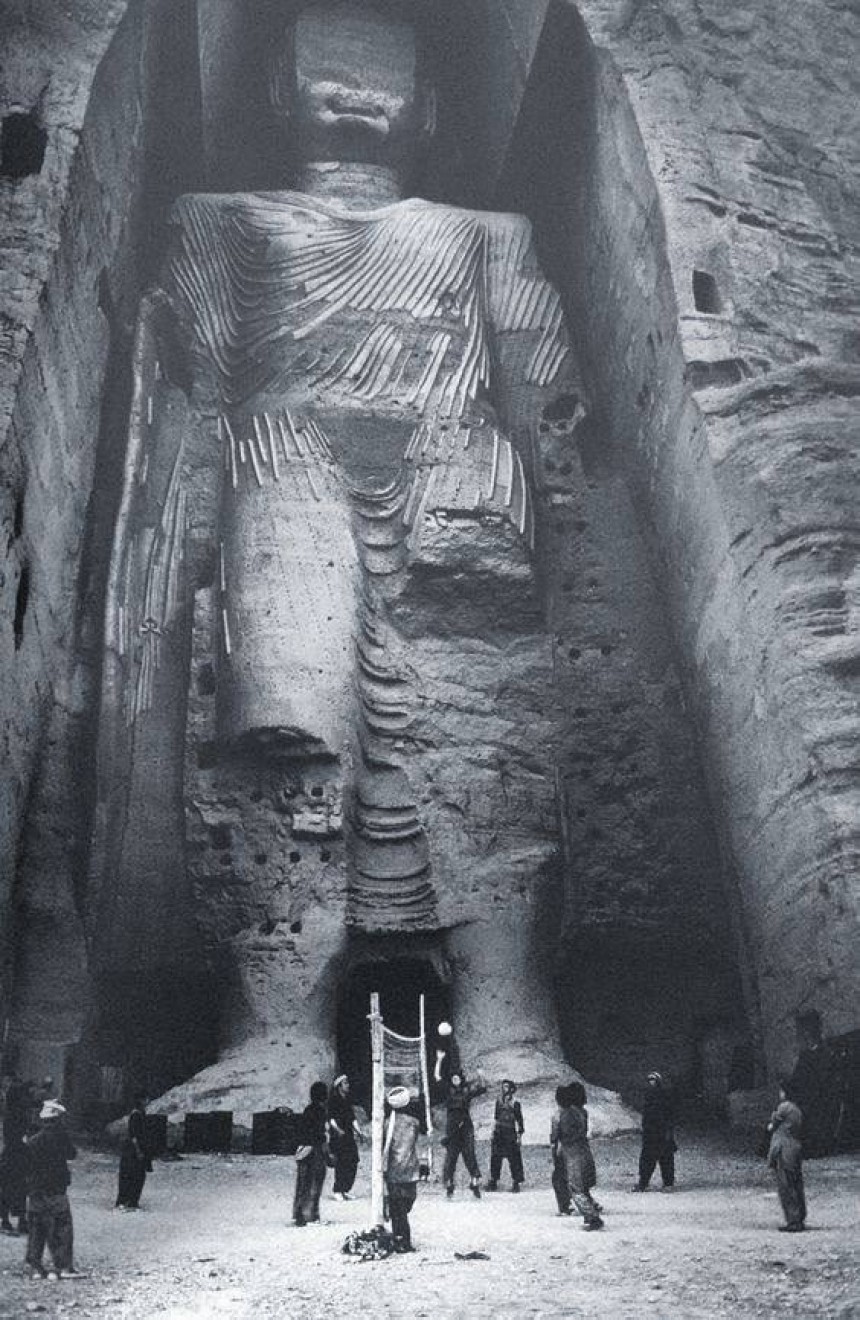Статуя Будди в Афганістані до його руйнування 1992 року.