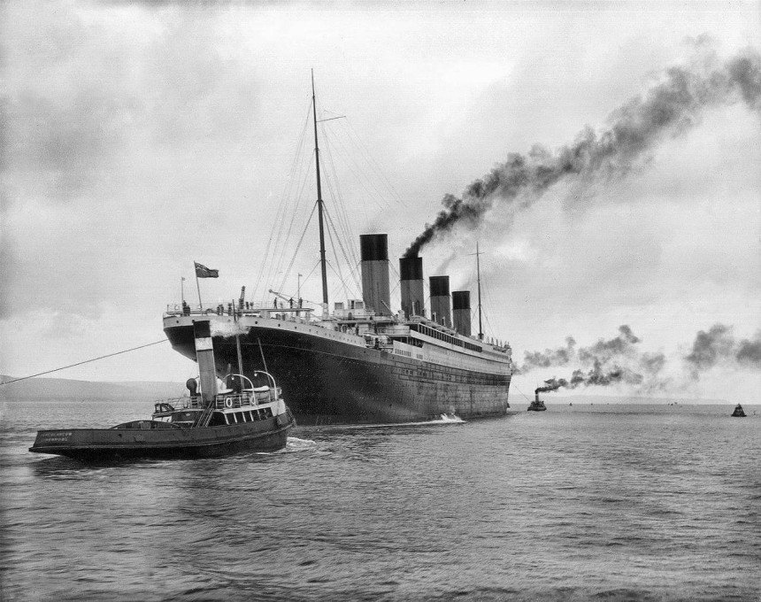 Титанік залишає порт у Белфасті у свою першу й останню подорож, 1912 р.