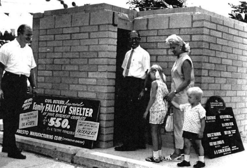 Купівля сімейного притулку у разі ядерної війни: США, 1961