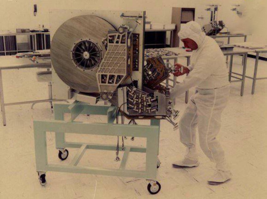 Жорсткий диск на 256 Мб з 1979 року в лабораторії