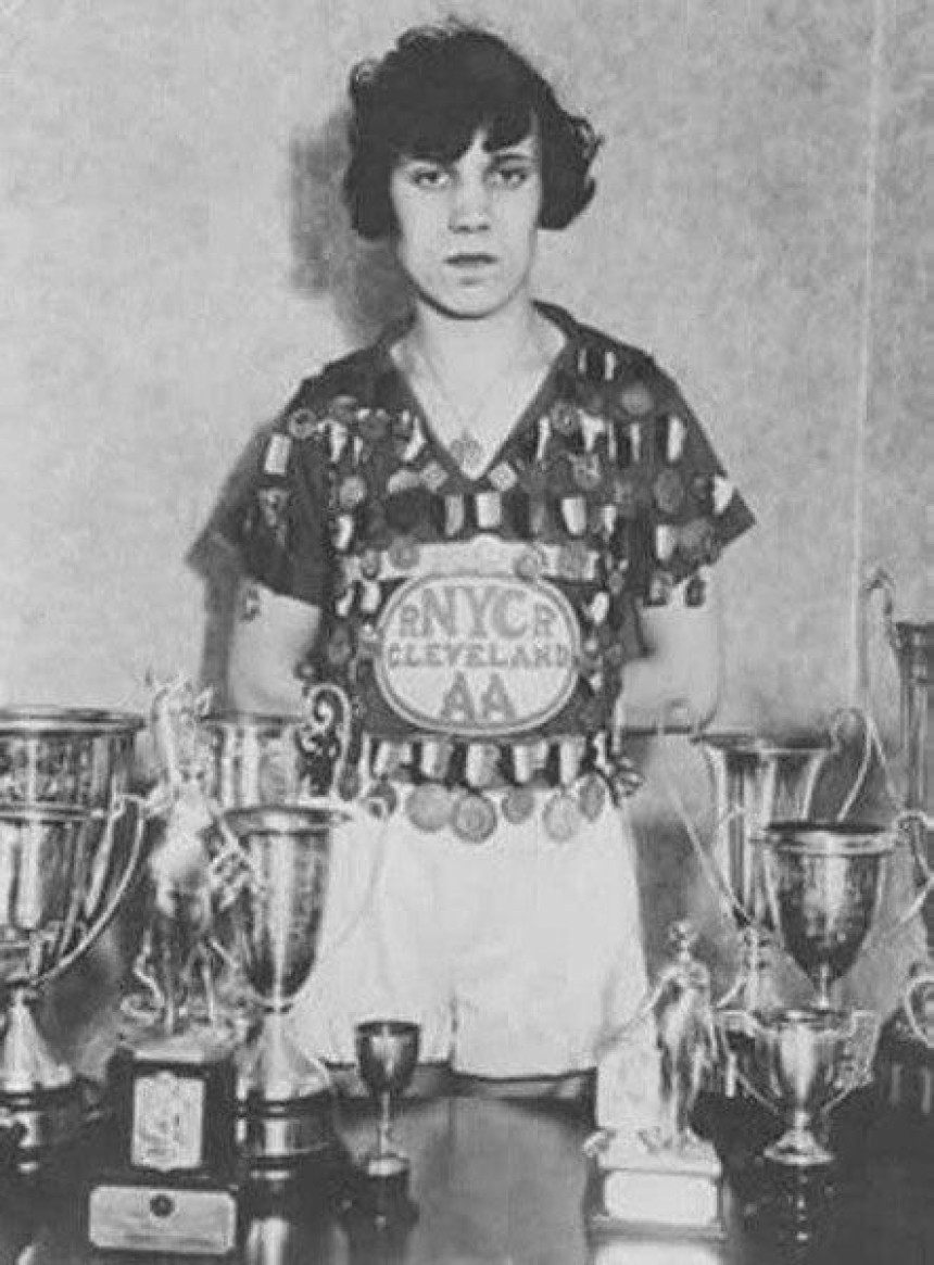 Станіслава Валасевич: рекорд на Олімпіаді 1932 і гендерна таємниця