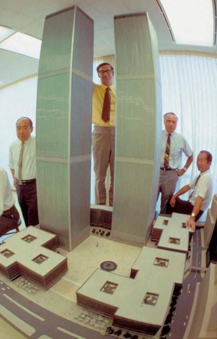 Архітектори представляють макети Всесвітнього торгового центру, 1964 рік