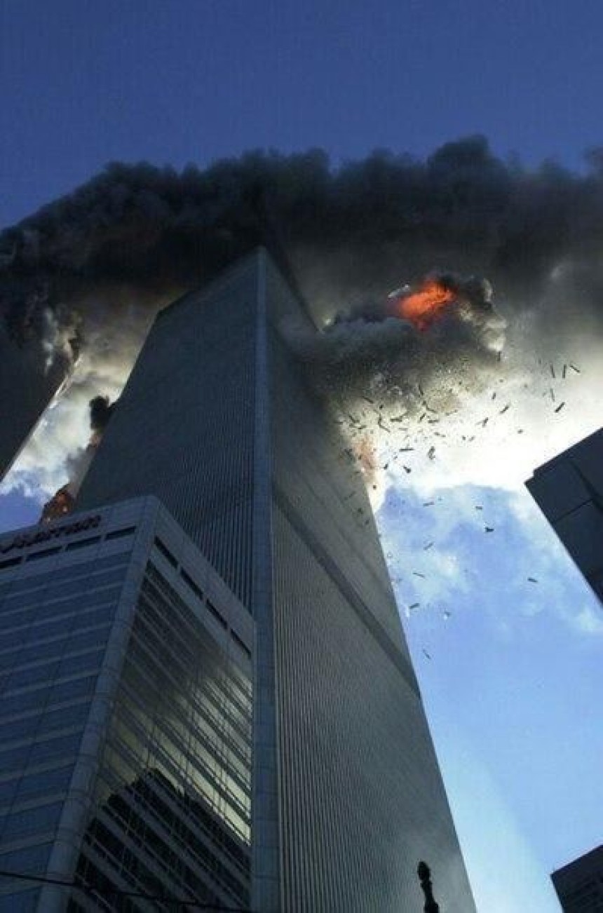 Таран літаком другої вежі Всесвітнього торгового центру, 11 вересня